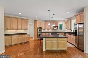 9304 Fitz Folly Dr, Great Falls, VA 22066 - Photo 28