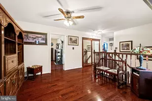 6813 Landor Ln, Springfield, VA 22152 - Photo 32