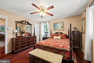 6813 Landor Ln, Springfield, VA 22152 - Photo 34