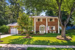 6813 Landor Ln, Springfield, VA 22152 - Photo 4