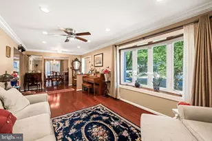 6813 Landor Ln, Springfield, VA 22152 - Photo 12