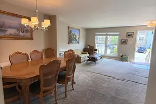6742 Rockledge Pl, Centreville, VA 20121 - Photo 4