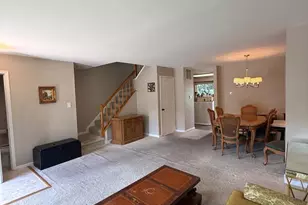 6742 Rockledge Pl, Centreville, VA 20121 - Photo 2