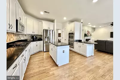 5643 Tower Hill Circle, Alexandria, VA 22315 - Photo 10