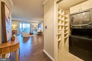5903 Mt Eagle Dr, Alexandria, VA 22303 - Photo 8