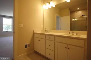 2154 Glacier Rd, Herndon, VA 20170 - Photo 20