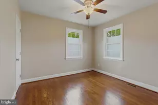 2716 Schooley Dr, Alexandria, VA 22306 - Photo 8