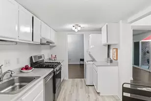 11809 Breton Ct, Reston, VA 20191 - Photo 12