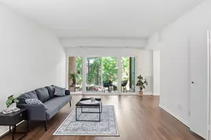 11809 Breton Ct, Reston, VA 20191 - Photo 4