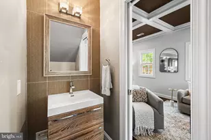 2010 Clark Pl, Alexandria, VA 22308 - Photo 22