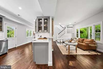 2010 Clark Place, Alexandria, VA 22308 - Photo 12