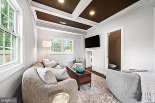 2010 Clark Pl, Alexandria, VA 22308 - Photo 20