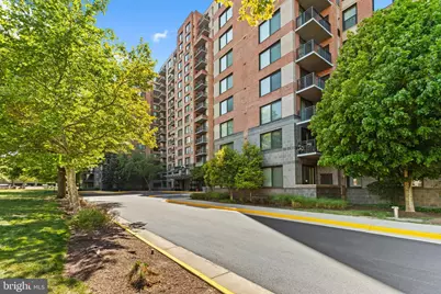 2451 Midtown Avenue #616, Alexandria, VA 22303 - Photo 2