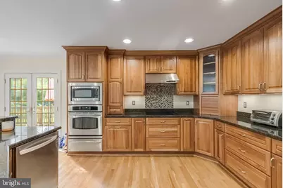 9523 Old Creek Drive, Fairfax, VA 22032 - Photo 6