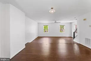 9348 McCarthy Woods Ct, Burke, VA 22015 - Photo 22