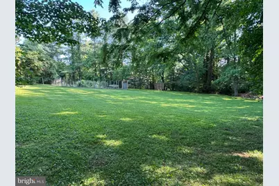 10221 Oakton Drive, Oakton, VA 22124 - Photo 4