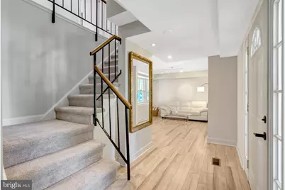 13042 Maple View Lane, Fairfax, VA 22033 - Photo 12