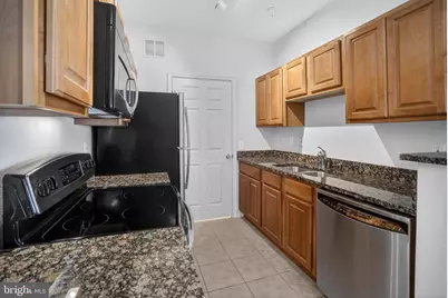 1601 Spring Gate Drive #1303, McLean, VA 22102 - Photo 6