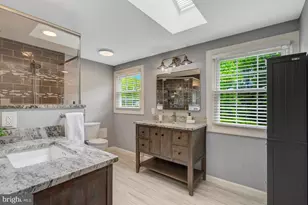 13008 Melville Ln, Fairfax, VA 22033 - Photo 58