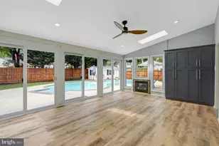 13008 Melville Ln, Fairfax, VA 22033 - Photo 46