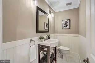 13008 Melville Ln, Fairfax, VA 22033 - Photo 30