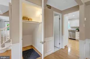 13008 Melville Ln, Fairfax, VA 22033 - Photo 26