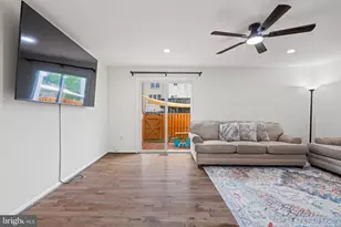 14492 Four Chimney Dr, Centreville, VA 20120 - Photo 14