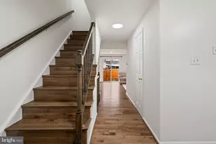 14492 Four Chimney Dr, Centreville, VA 20120 - Photo 10