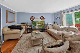 14739 Flower Hill Dr, Centreville, VA 20120 - Photo 10