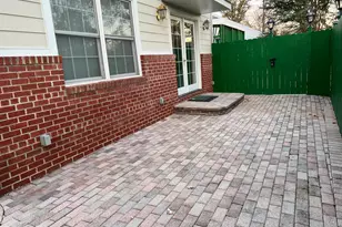 7703 Newcastle Dr, Annandale, VA 22003 - Photo 2