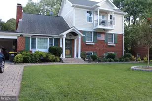 7703 Newcastle Dr, Annandale, VA 22003 - Photo 1