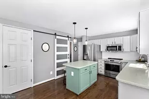 6529 Harvest Mill Ct, Centreville, VA 20121 - Photo 8