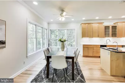 6454 Woodridge Road, Alexandria, VA 22312 - Photo 8