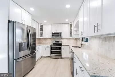 13120 Pavilion Lane, Fairfax, VA 22033 - Photo 14