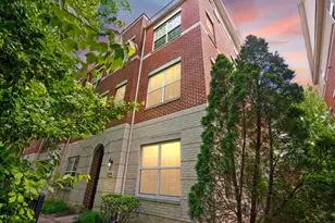 12414A Liberty Bridge Rd, Fairfax, VA 22033 - Photo 2