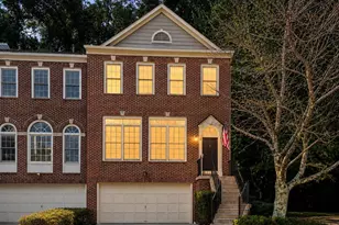 2778 Thaxton Ln, Oakton, VA 22124 - Photo 2