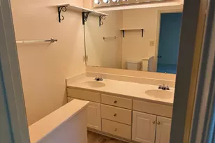 12097 Edgemere Cir, Reston, VA 20190 - Photo 20