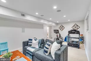 2002 Hoover Ln, Alexandria, VA 22308 - Photo 36