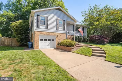 2002 Hoover Lane, Alexandria, VA 22308 - Photo 2