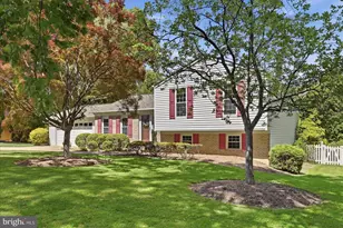 8112 Revatom Ct, Dunn Loring, VA 22027 - Photo 1