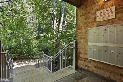 8002 Le Havre Place #12, Falls Church, VA 22042 - Photo 2