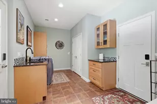 9492 Oak Falls Ct, Great Falls, VA 22066 - Photo 26