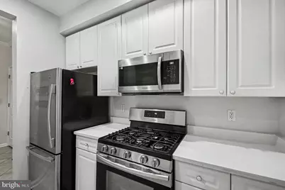 11775 Stratford House Place #112, Reston, VA 20190 - Photo 4