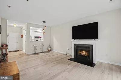 11775 Stratford House Place #112, Reston, VA 20190 - Photo 2