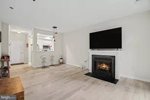 11775 Stratford House Pl, Reston, VA 20190 - Photo 2
