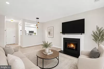 11775 Stratford House Place #112, Reston, VA 20190 - Photo 2