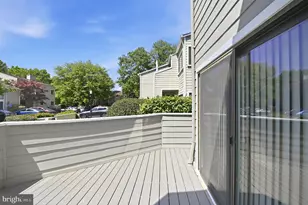 1957 Villaridge Dr, Reston, VA 20191 - Photo 18
