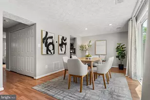 6322 Lightburn Ct, Centreville, VA 20121 - Photo 10