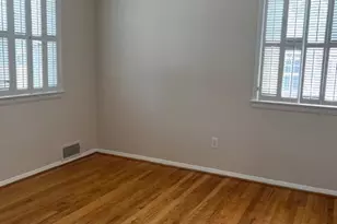 8512 Doyle Dr, Alexandria, VA 22308 - Photo 6