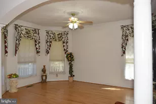 12511 Rochester Dr, Fairfax, VA 22030 - Photo 18